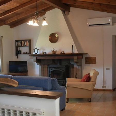 Ferienwohnung Localita S Cecilia 30, Urbania Exterior foto