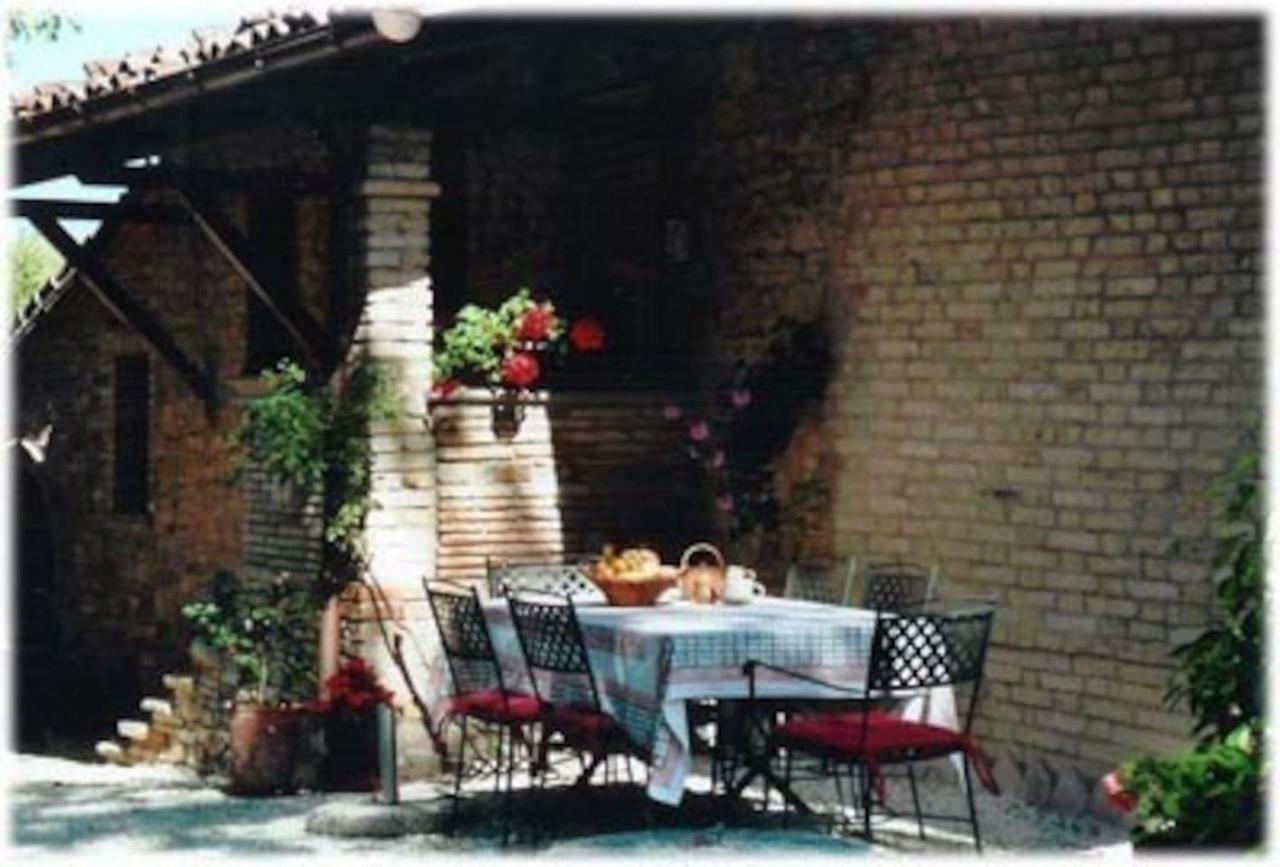 Ferienwohnung Localita S Cecilia 30, Urbania Exterior foto